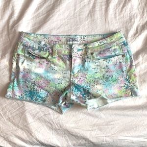Color Splash Jean Shorts